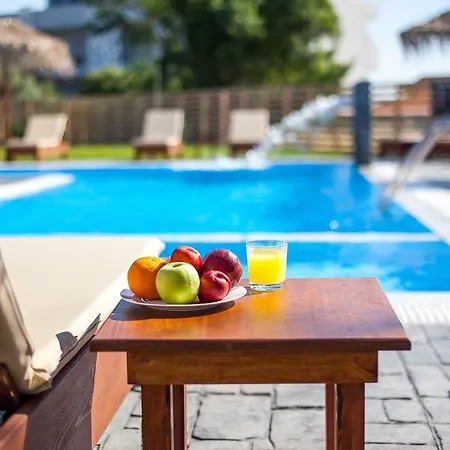 Inn Essential Summer